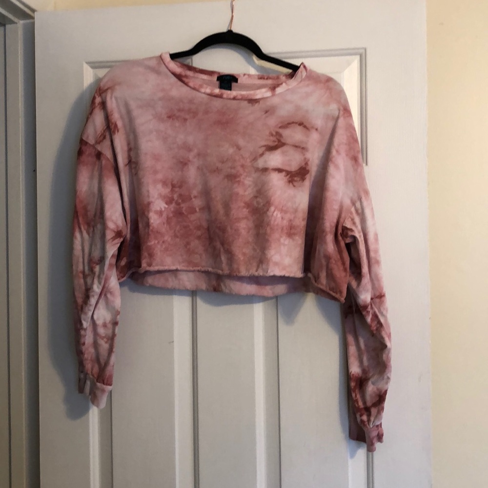 Pink tie dye long sleeve crop top